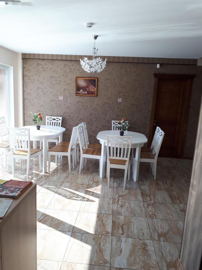 Juro Guest House Шяуляй Екстер'єр фото