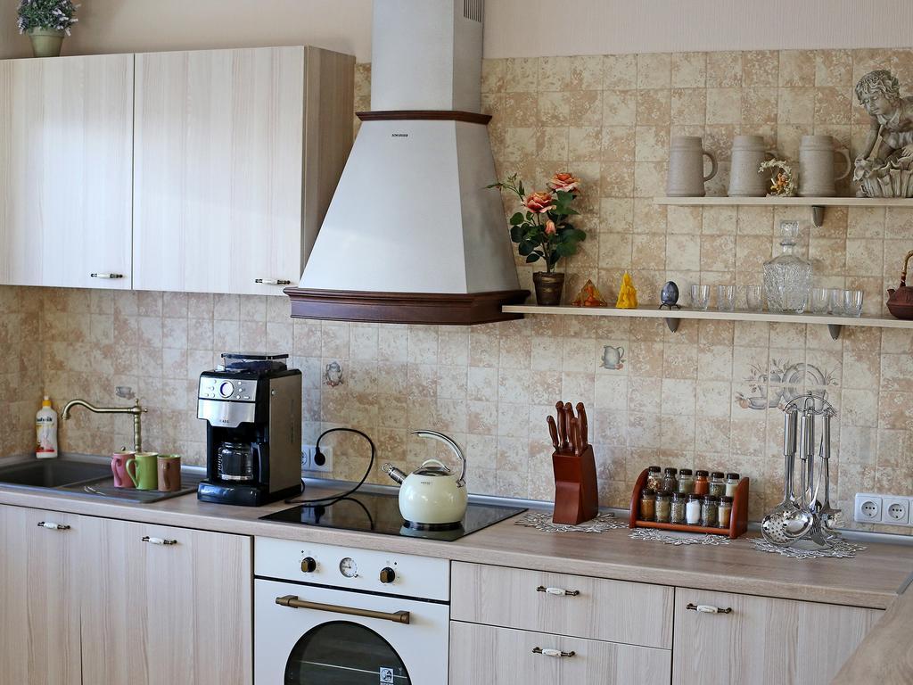 Juro Guest House Шяуляй Екстер'єр фото